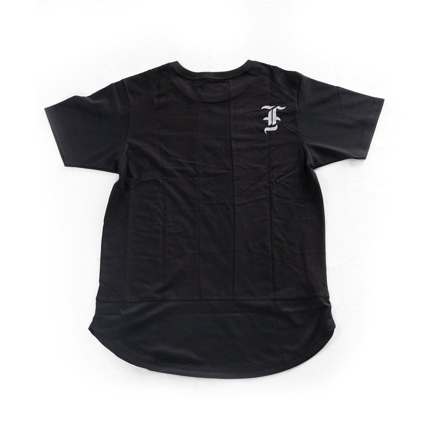 Fresh Runner Elongated Tee (Black)